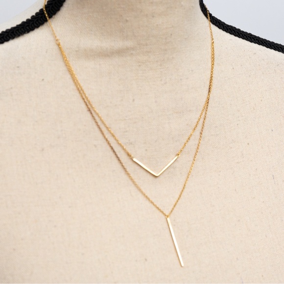 Minimalist dainty double layer drop necklace by Silver Style in yellow gold tone - Picture 5 of 15